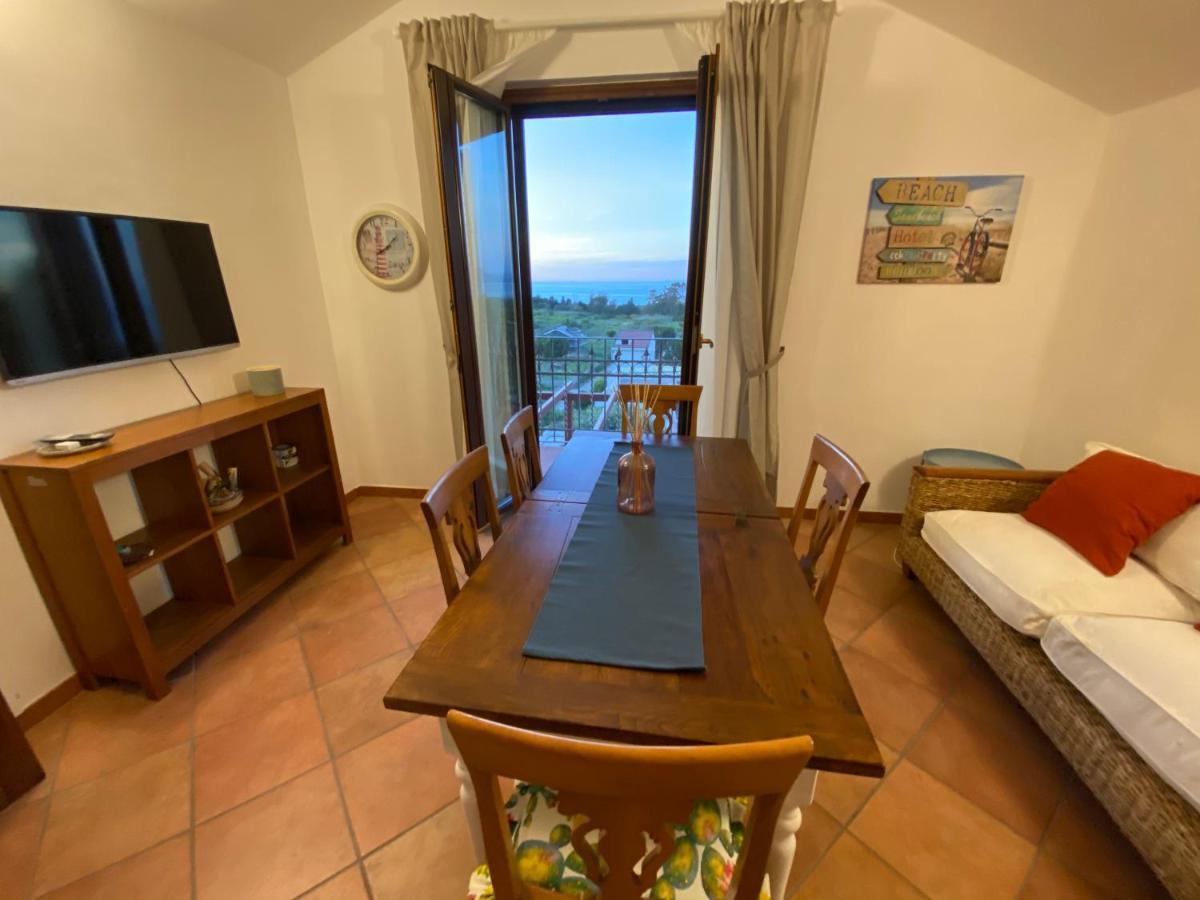 Tyrrhenian Sea Apartment Torre Faro Exterior photo